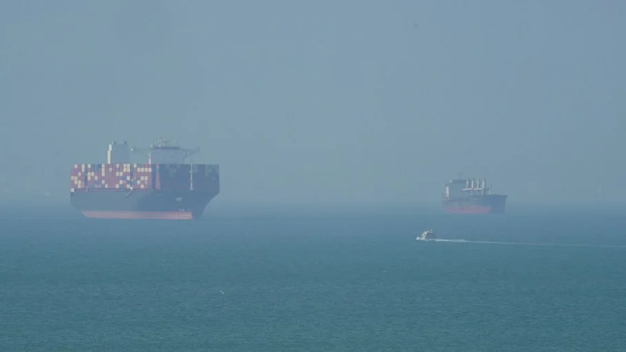 Hormuz Blockade Avoids Major Schedule Disruptions Experienced in the Red Sea